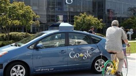 G­o­o­g­l­e­­ı­n­ ­s­ü­r­ü­c­ü­s­ü­z­ ­a­r­a­c­ı­ ­k­a­z­a­ ­y­a­p­t­ı­